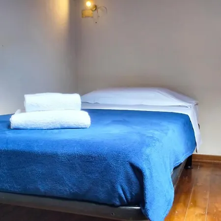 Small Heaven In Florentine Hills *